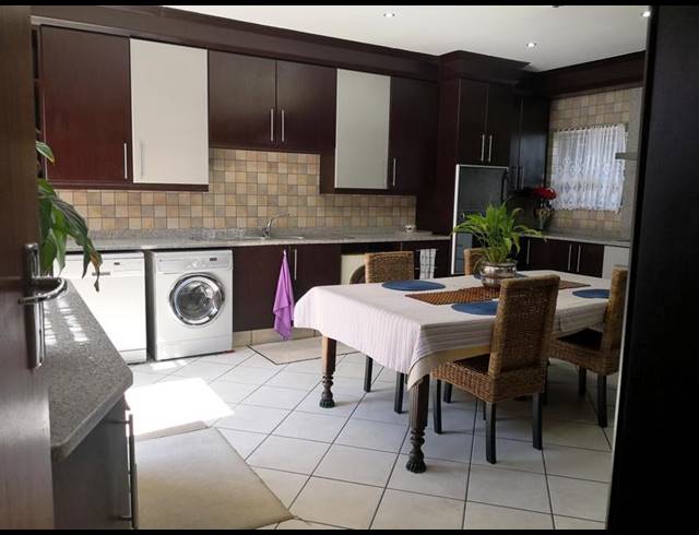 4 BEDROOM HOUSE FOR SALE IN SUNWARD PARK